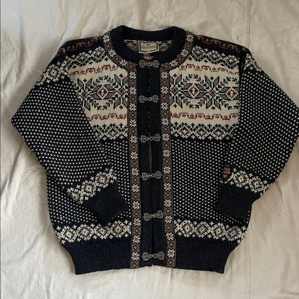 Vintage Dale of Norway sweater